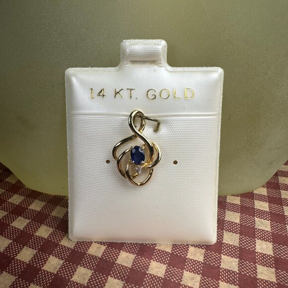 NWOT 18K Real Gold Sapphire and Diamond Pendant + a gold tone chain - Picture 5 of 6